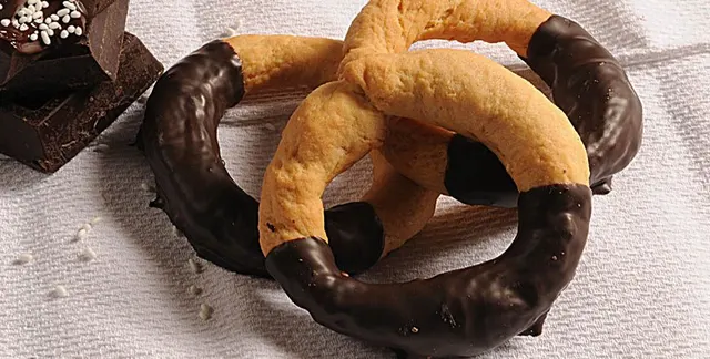 ΒΟΥΤΗΧΤΟ ΚΑΝΕΛΑ ΣΟΚΟΛΑΤΑ 2,5kg